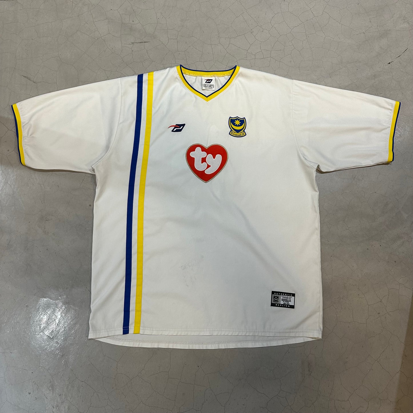 Portsmouth 2004-05 #19 Fuller Third Kit