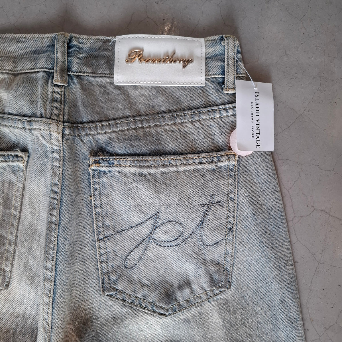 Promthong Dirt-Wash Baggy Jeans