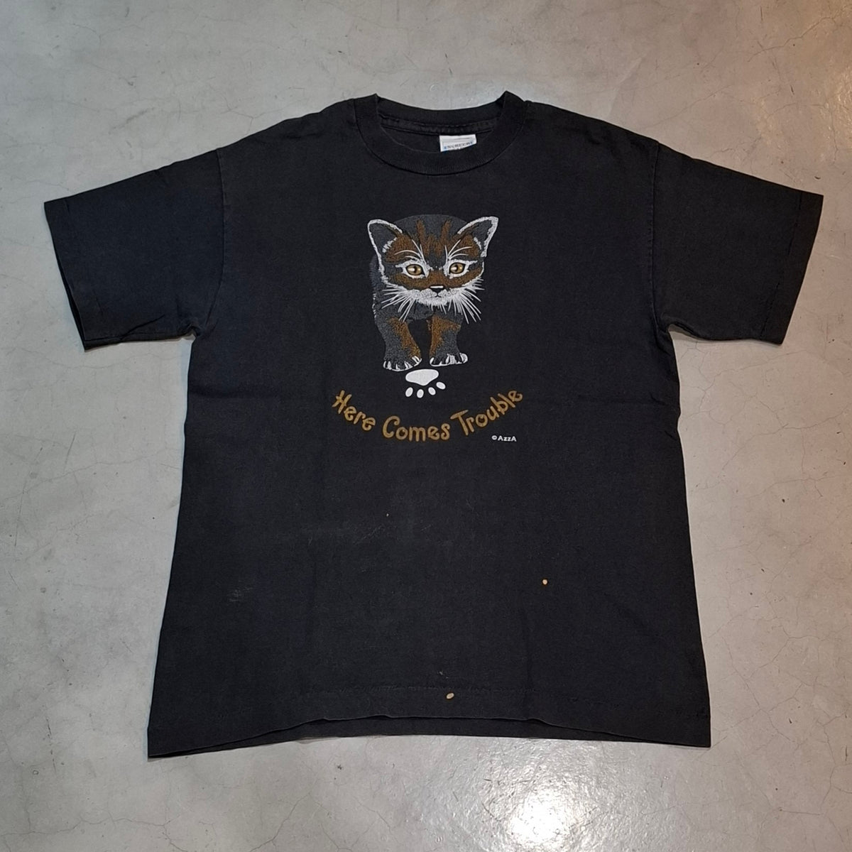 Vtg "Here Comes Trouble" Cat Tee