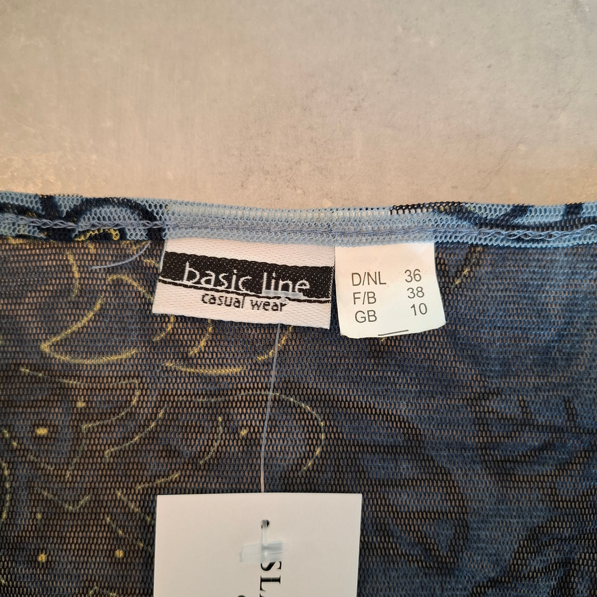Y2K Basic Line Top