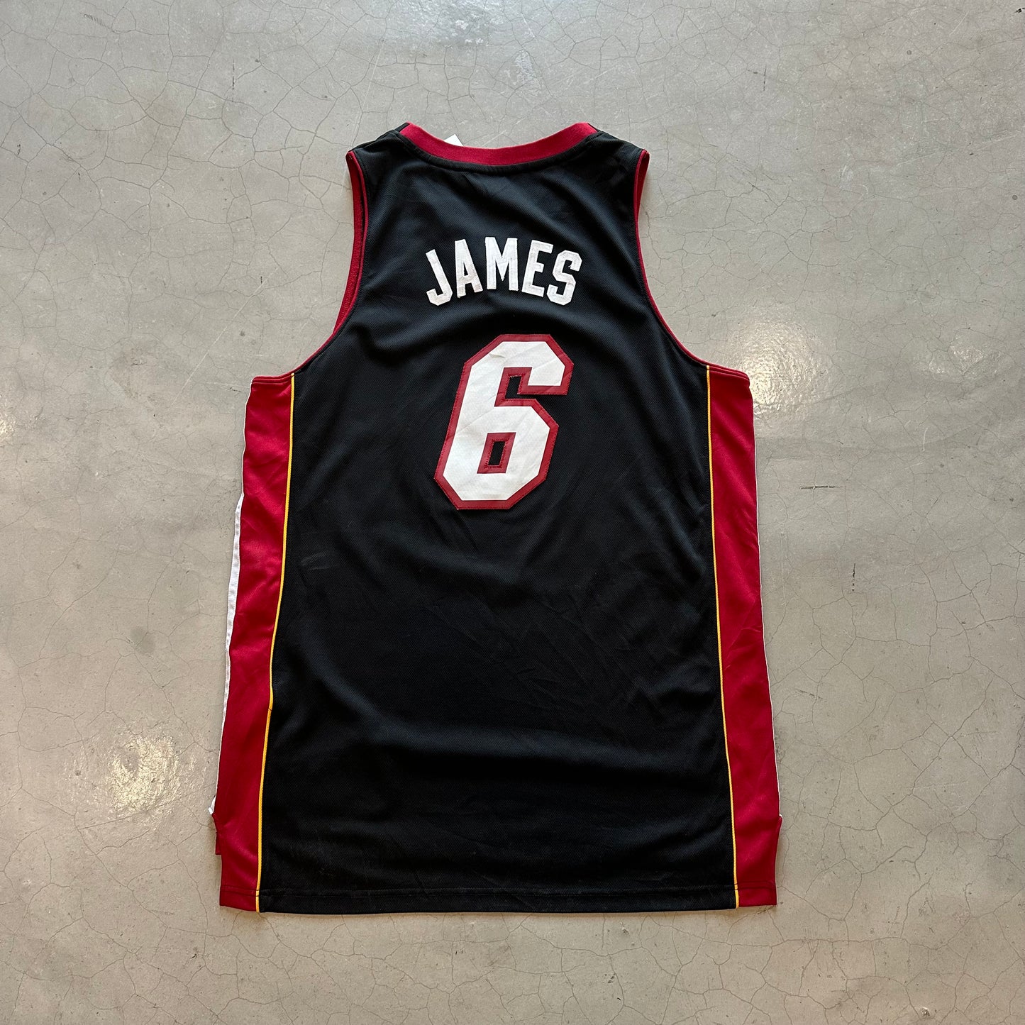 Miami heat James jersey