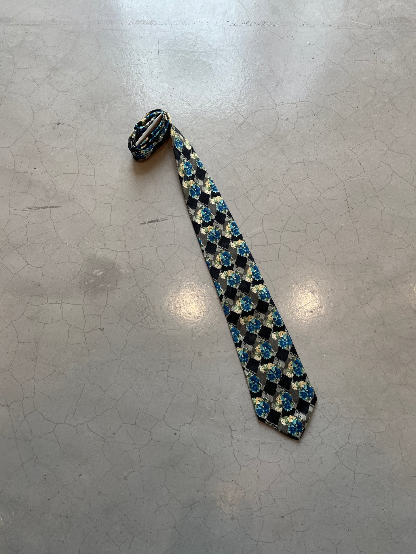 Vtg Givenchy Paris Necktie
